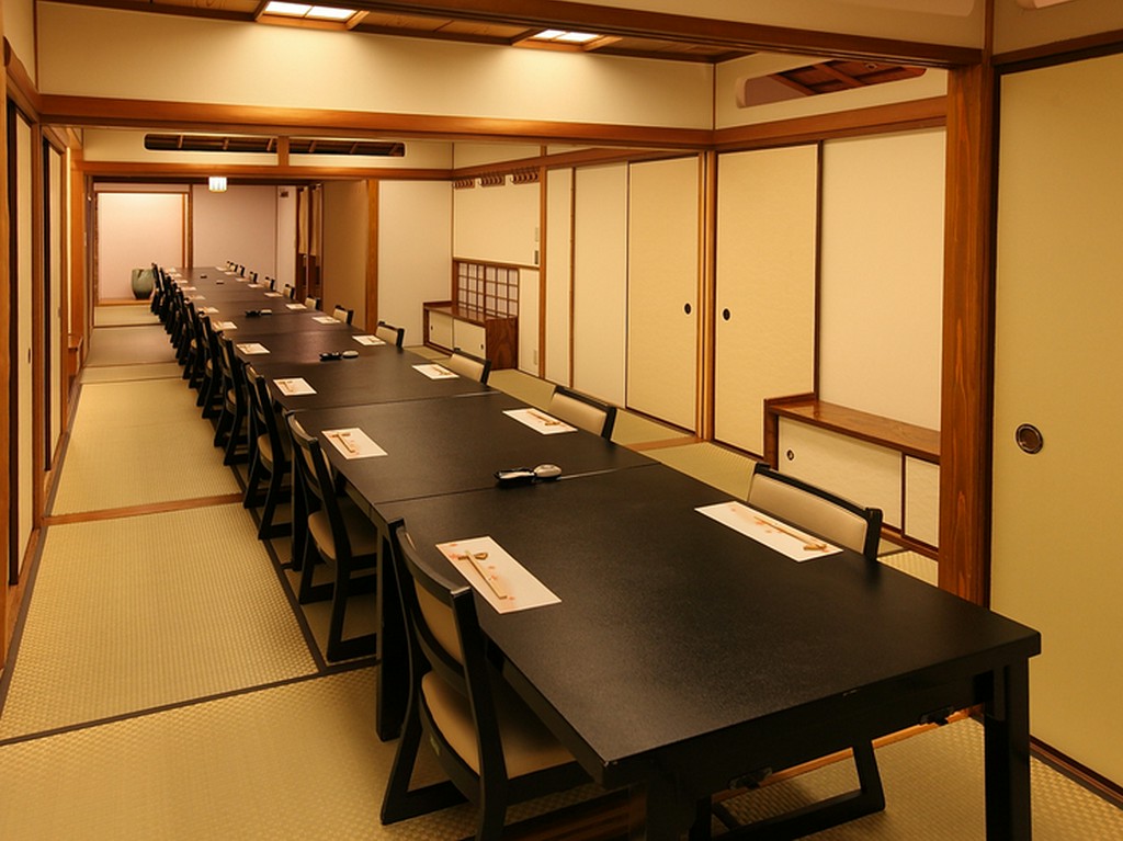 テーブルから宴会席まで。多様なご利用シーンに対応