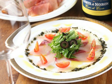 見た目も美しいイタリアンと美味しいお酒で楽しい女子会