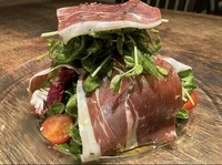 イタリアンの定番！バルサミコのドレッシングで！