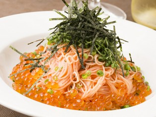 たっぷりのいくらを堪能『明太子といくらの冷製カッペリー二』