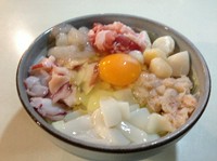 エビ／イカ／タコ／カニ／豚肉／小柱