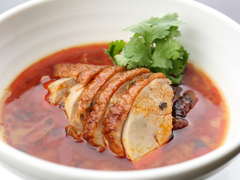 看板料理『絶品！赤い四川ダック』