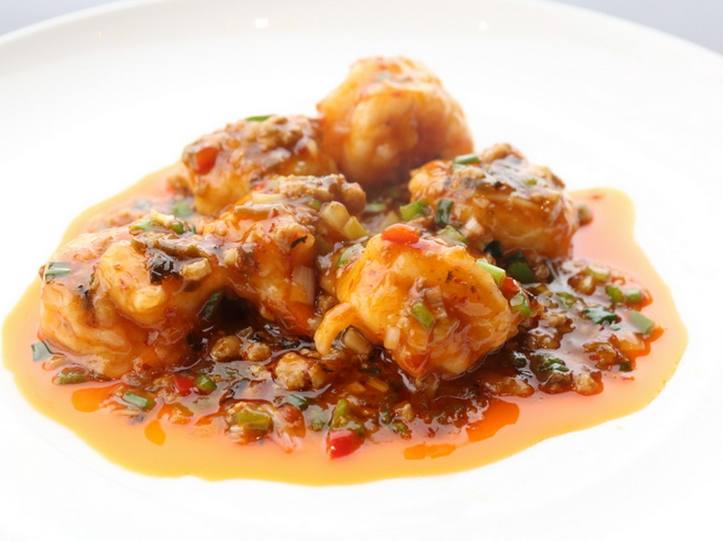 女性からの人気が高い『ムキエビの四川式チリソース』