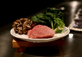 美しすぎる赤身とサシが、美味しさを象徴　『仙台牛』