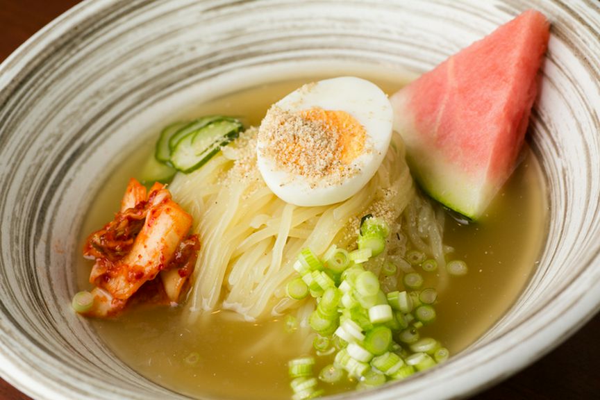 焼肉のお供や〆にぴったりな定番メニュー『冷麺』