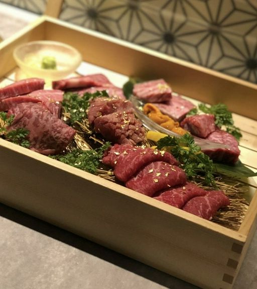 【1日限定2箱】　極の究極肉箱