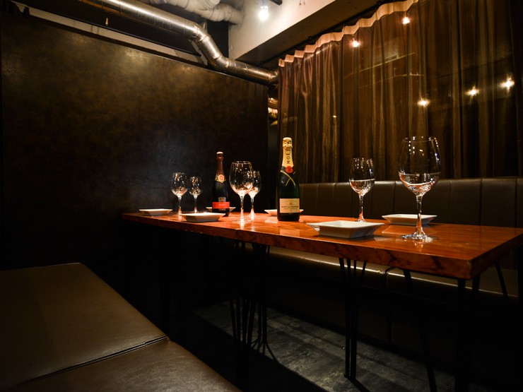 個室イタリアンダイニング Ajito Luxe 渋谷 道玄坂 神泉 イタリアン ヒトサラ