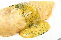 当店創業当時からの人気メニュー
カレー味のオムライス