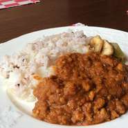 くいしんぼジャワカレー
