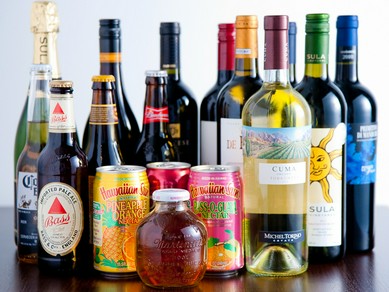 ワインやビールなどお酒を豊富に品揃え
