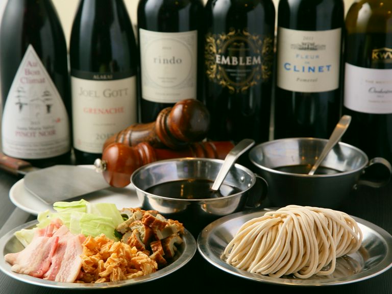 もちもち太麺、甘めのソースの『ミックス焼きそば』 150g1780円/大(200g)1960円/小(100g)1600円