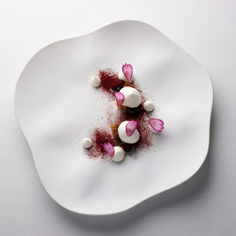 直観 / ヘーゼルナッツ  カシス  オリーブオイル