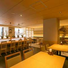 札幌の中心街、大通駅直結ながら落ち着いた雰囲気の蕎麦屋です