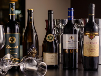 ワインをはじめ、お酒の種類は豊富に取り揃えています