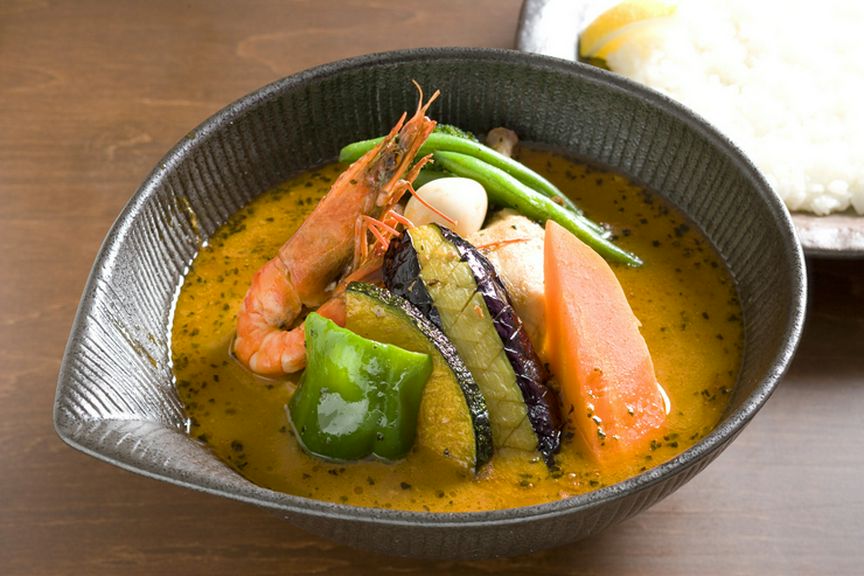 北海道といえば、スープカレー！道産の食材もご堪能あれ！