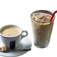 女子会や歓送迎会に！春の訪れを感じるグルメやスイーツが揃っています。

【コーヒー各種（単品）】

カフェラテ、アイスラテに飲みきりサイズが登場！ドリンクのみでの利用も可能なので、カフェ感覚で気軽にお立ち寄りください。
429円