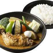 ル・トロワの各ショップのMVPをチェックしよう。
あなたのお気に入りは入ってる？新しい発見があるかも！

『チキンto野菜カレーー』
スープカレーと言えば、やっぱりこれ！じっくり煮込んだ骨付きのチキンレッグは、スプーンだけで食べられる柔らかさ。じゃがいも、にんじん、ピーマン、ナスなど野菜も豊富です。

1,430円