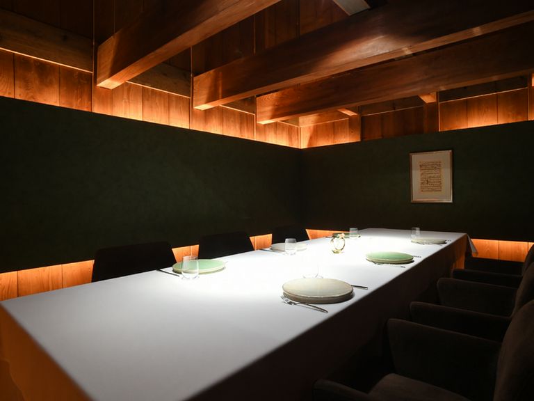 築百年の町屋の風情を楽しめる、蔵を改装した個室