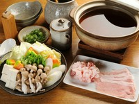 京番茶のゆたかな香りでいただく『京番茶ダシのもち豚しゃぶしゃぶ鍋』　一人前