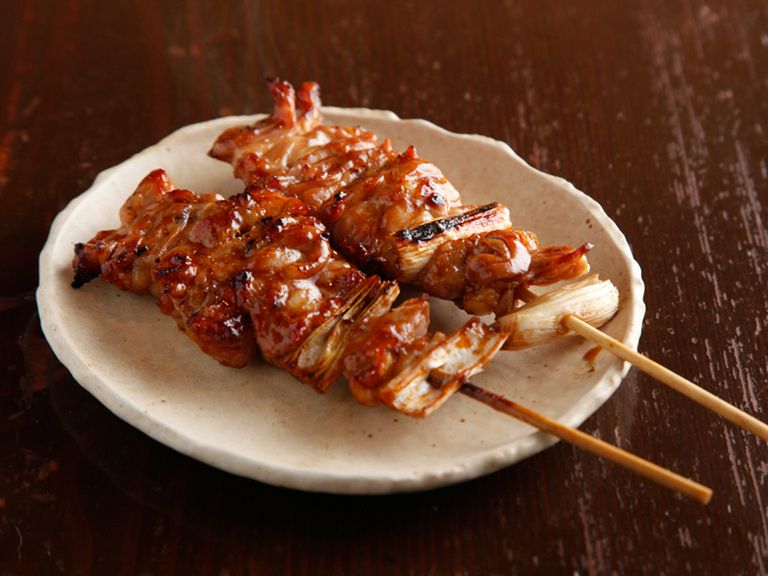 圧倒的なボリュームに脱帽、30年かけて生み出された秘伝のタレでいただく『鳥ねぎ』