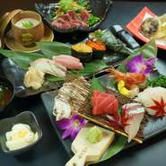 仕事関係の方との会食は、料理だけでなく、落ち着ける場所と安心なサービスも重要です。そんな要望を叶えてくれるのは寿司家。常連さんの利用も多いのだとか。