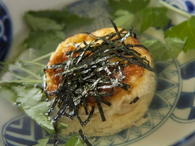 かつおだしでいただく『お米で作った玉子焼き』