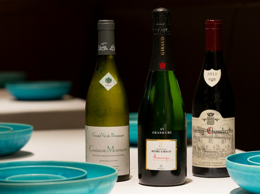 シェフのアイデア光る料理に寄り添うようなフランスワイン