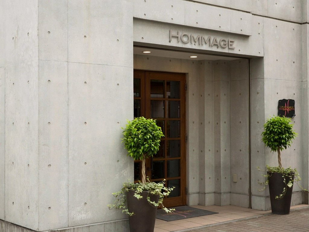 HOMMAGE 浅草/フレンチ ヒトサラ