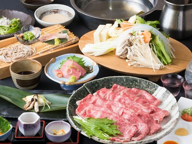 銀都しゃぶしゃぶコース（A5ランク極上黒毛和牛）