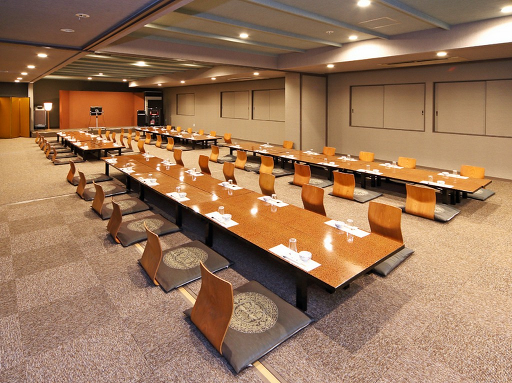 大小宴会に可能なお部屋を完備
