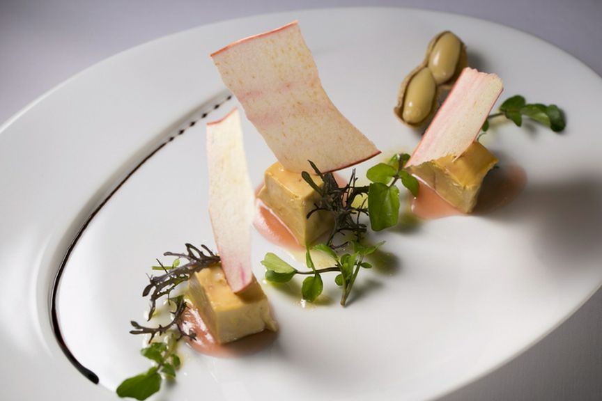 基本は旬、そして新鮮な食材。朝市などに出向いて厳選