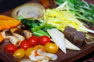岡山県産の珍しい新鮮な野菜のかずかず