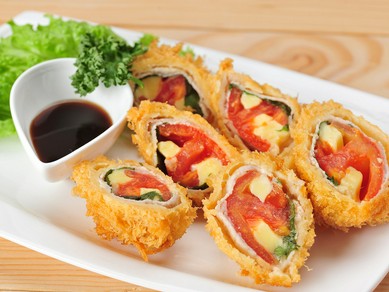 素材の味を活かしたヘルシー創作料理。サクサク食感がたまらない『ぷるめりあ。クイーン』