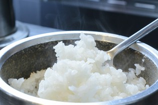 シェフこだわりの「お米」。一口食べればその違いを感じられます