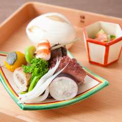 春には春の、秋には秋の美しさを表現『季節の前菜』