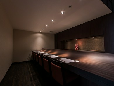 カウンター・テーブル席はデートでの利用にもおすすめ