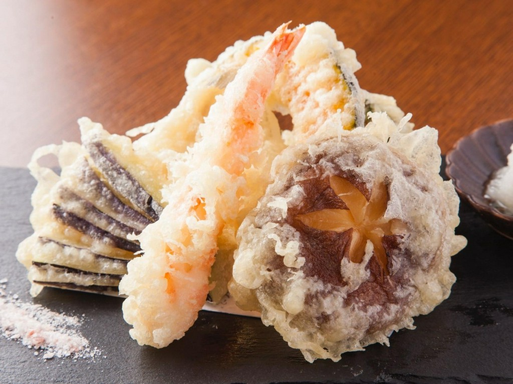 山陰の自然の恵みをいただく『天ぷら盛り合わせ』