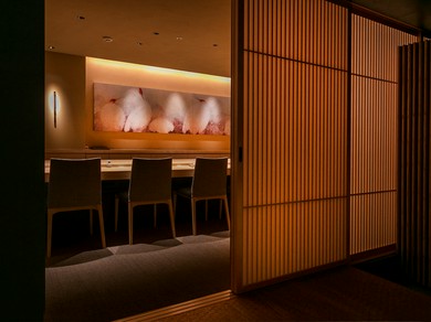 究極のお鮨とくつろげるサービスを堪能。