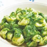 サービス料として10％を申し受けます。
前菜をお選びください。回答がない場合には、前菜盛り合わせでご用意いたします。
苦手な食材やアレルギーなどがございましたらご記入くださいませ。
みなさまがお揃いになられる時間でのご予約をお願いいたします。