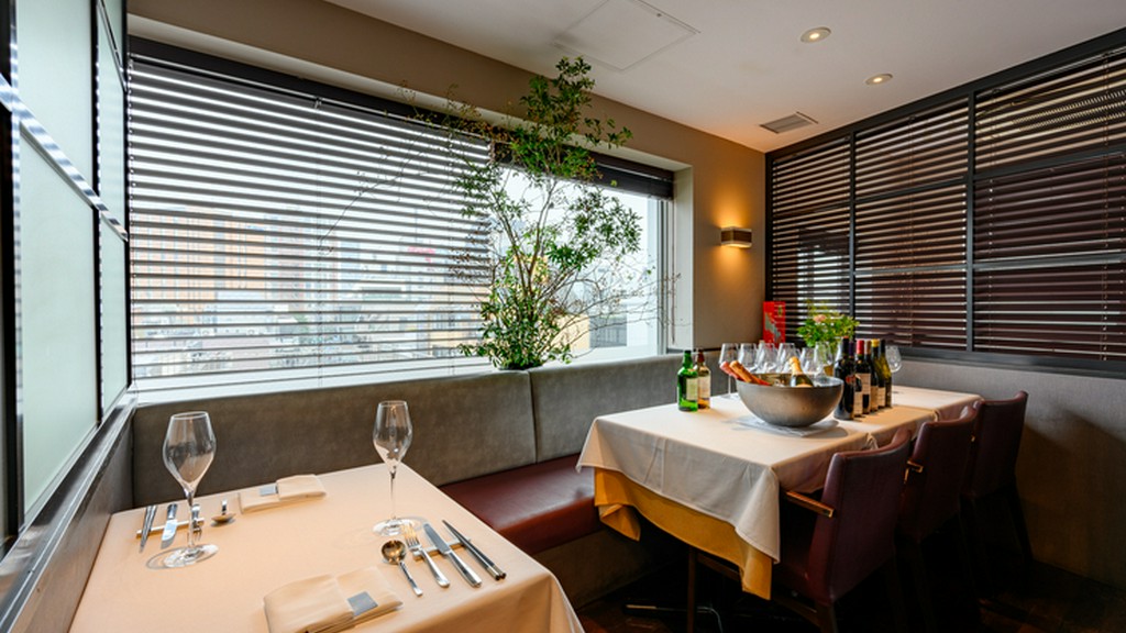 季節ごとに変わる植物が彩りを添える、上質な空間