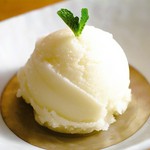 西洋梨、ラフランスの豊潤でみずみずしい味わい