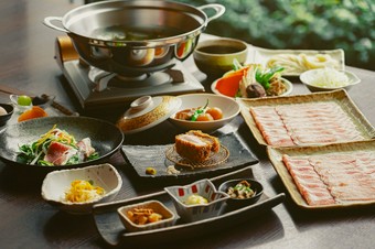 純粋金華豚しゃぶしゃぶコース