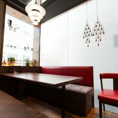 のれんで仕切れる座席は、大切な接待におすすめ