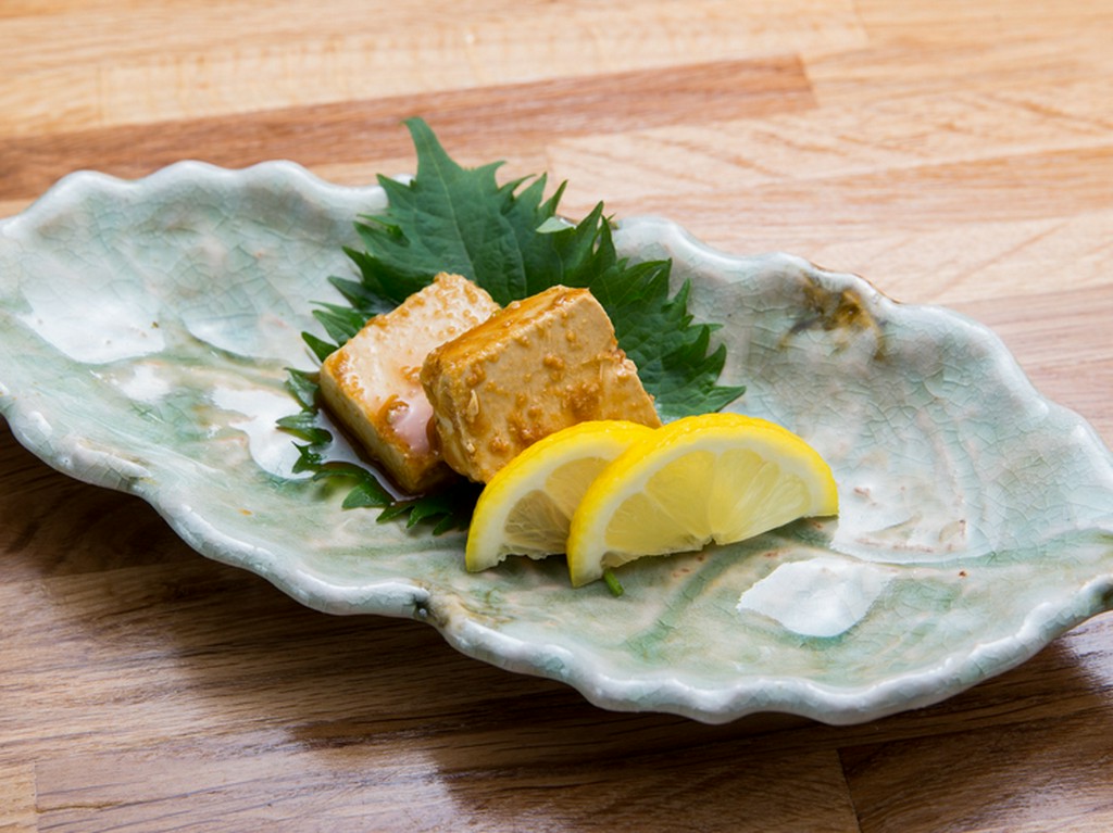 わさび醤油でいただく『クリームチーズマリネ』