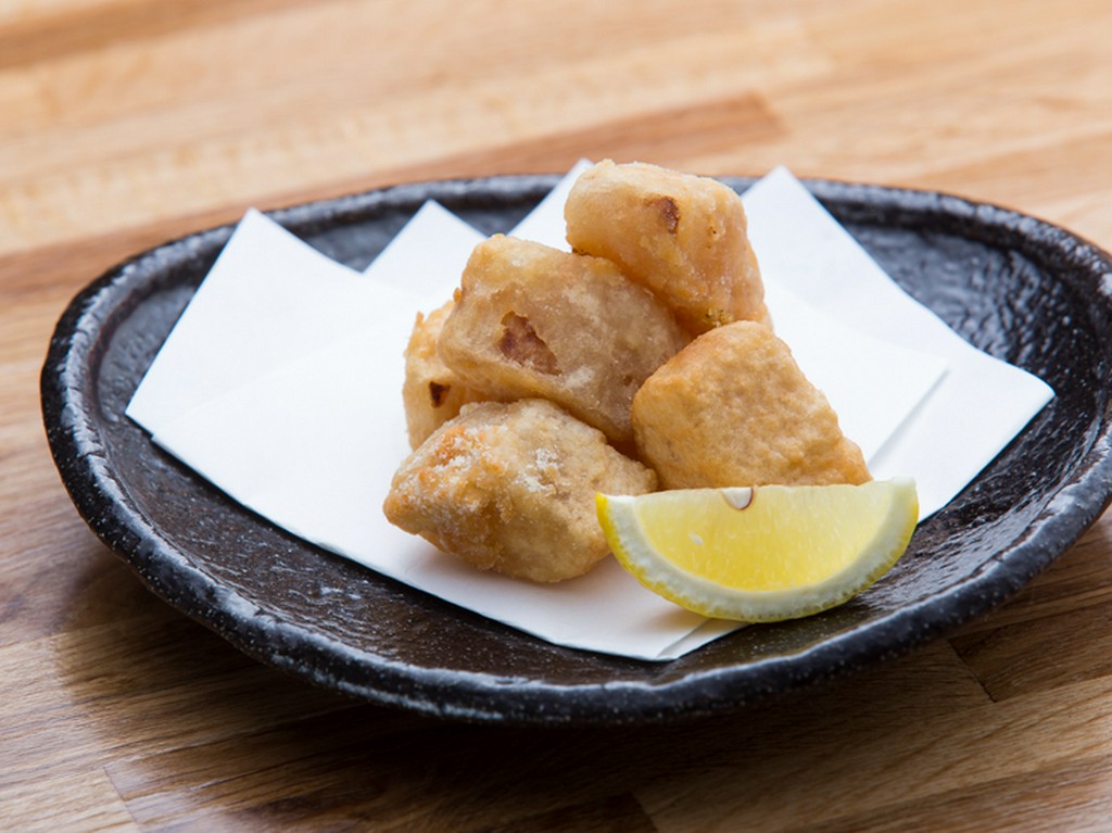 だしの染み込んだサクサク食感の『大根の唐揚げ』