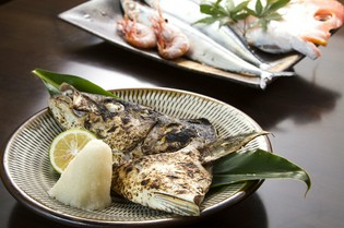 毎日仕入れる「日替わりメニュー」に使う鮮魚