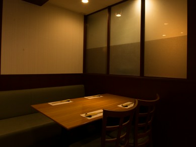 個室でゆっくりお酒とお料理を。