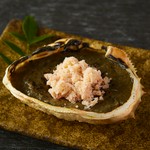 蟹の風味を感じられるまろやかな味わいで、蟹の身も入り丁度いい塩加減が酒の肴にピッタリです。