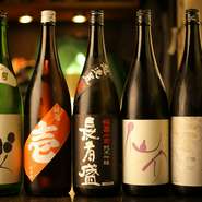 八海山や〆張鶴など、新潟を代表する日本酒は、全5銘柄が揃います。灘のお酒も3銘柄、その他全国から選りすぐった日本酒を含め、全15銘柄程度揃う充実ぶり。すべて料理に合うものを、シェフが厳選しています。