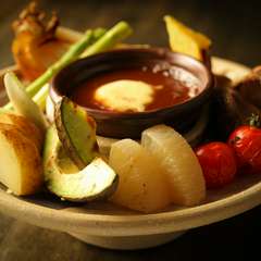味噌ベースのソースが美味『炭焼き野菜の和風バーニャカウダ』